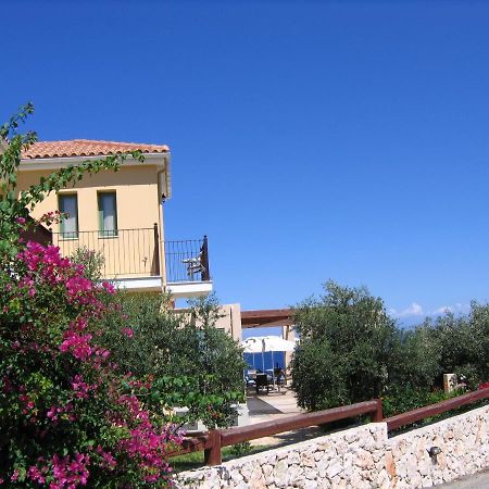 Livadaki Village Hotel Skala  ภายนอก รูปภาพ