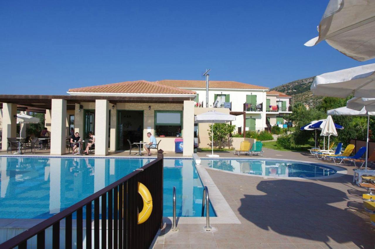 Livadaki Village Hotel Skala  ภายนอก รูปภาพ