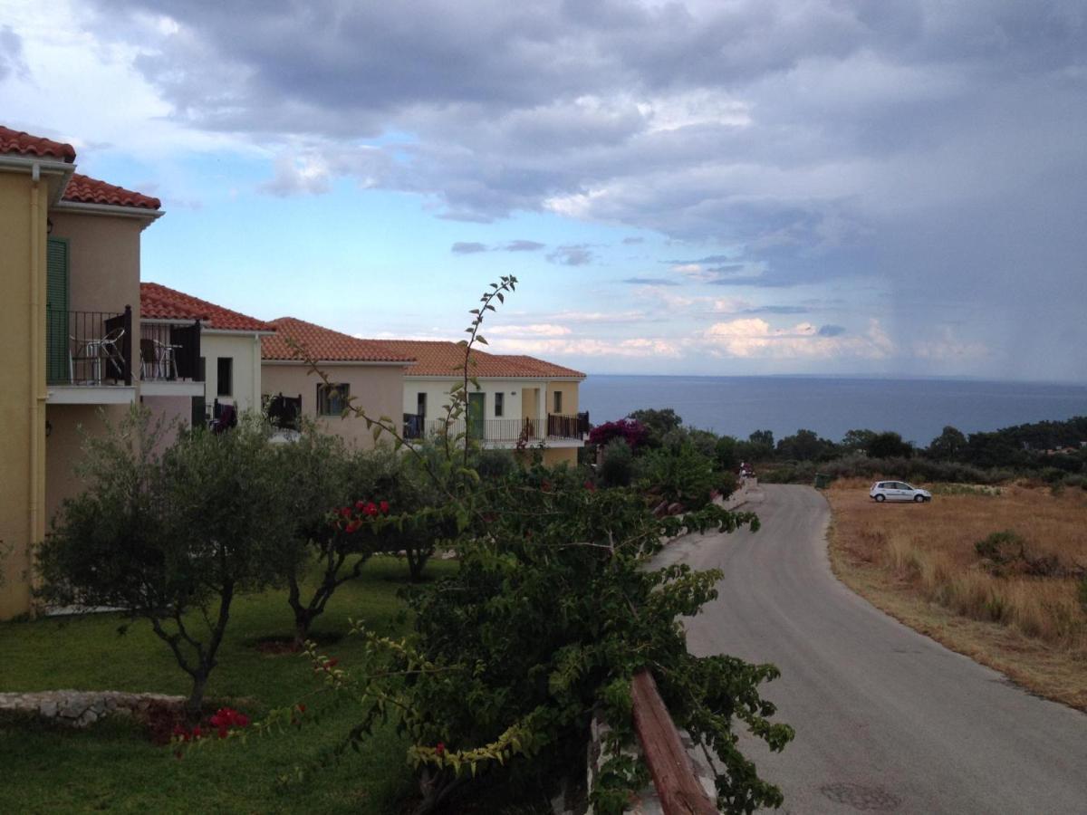 Livadaki Village Hotel Skala  ภายนอก รูปภาพ