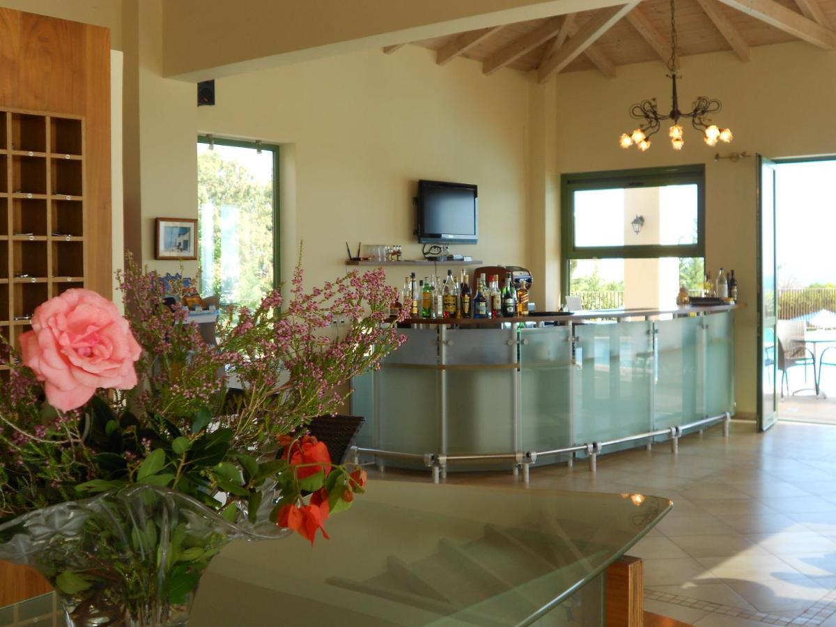 Livadaki Village Hotel Skala  ภายนอก รูปภาพ