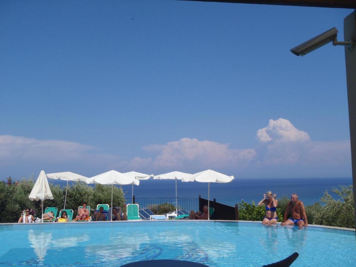 Livadaki Village Hotel Skala  ภายนอก รูปภาพ