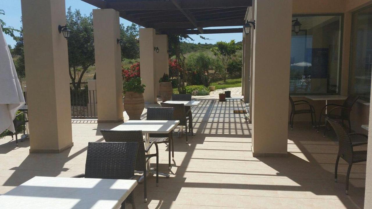 Livadaki Village Hotel Skala  ภายนอก รูปภาพ