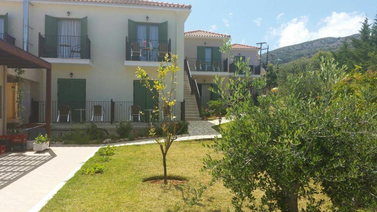 Livadaki Village Hotel Skala  ภายนอก รูปภาพ
