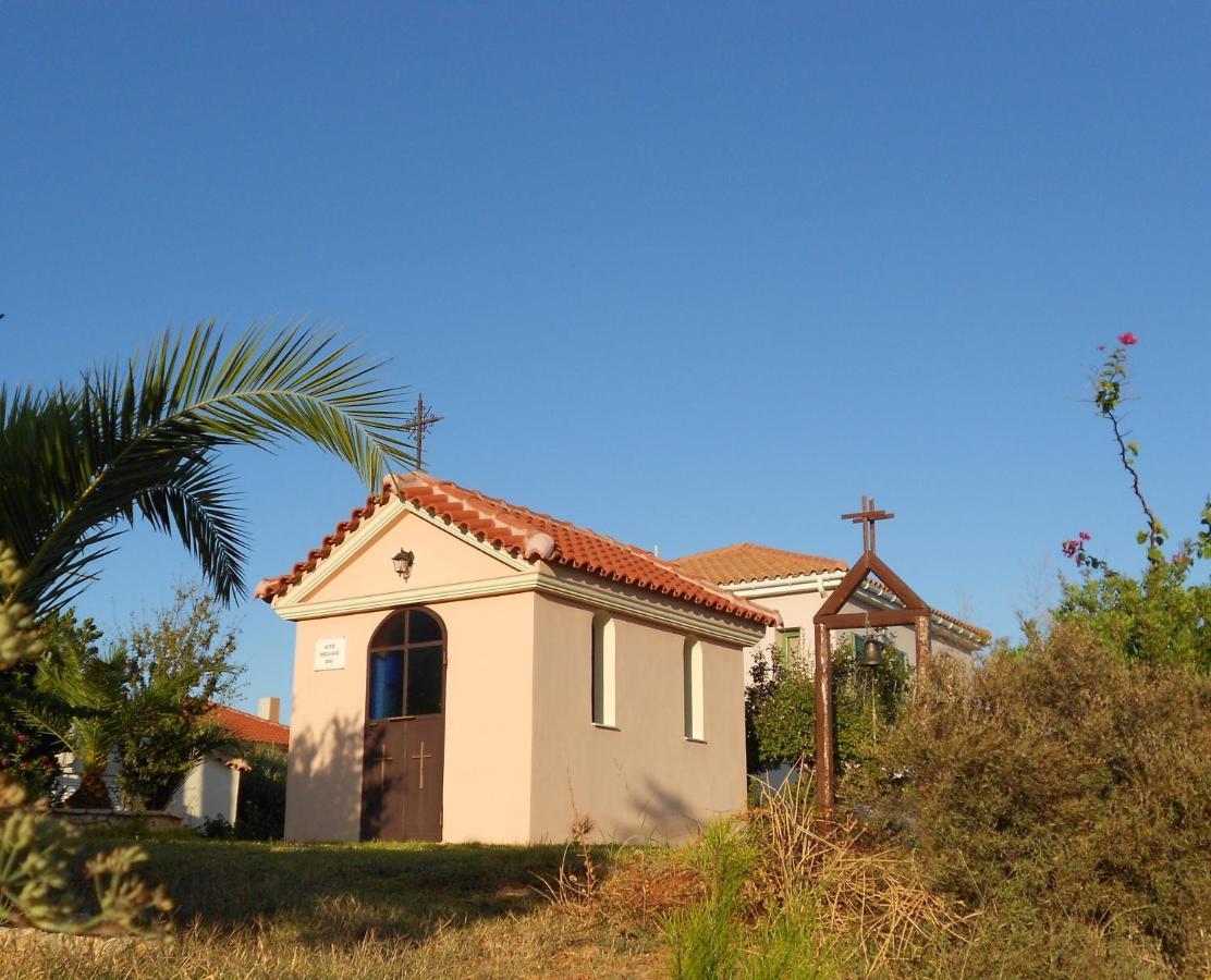 Livadaki Village Hotel Skala  ภายนอก รูปภาพ