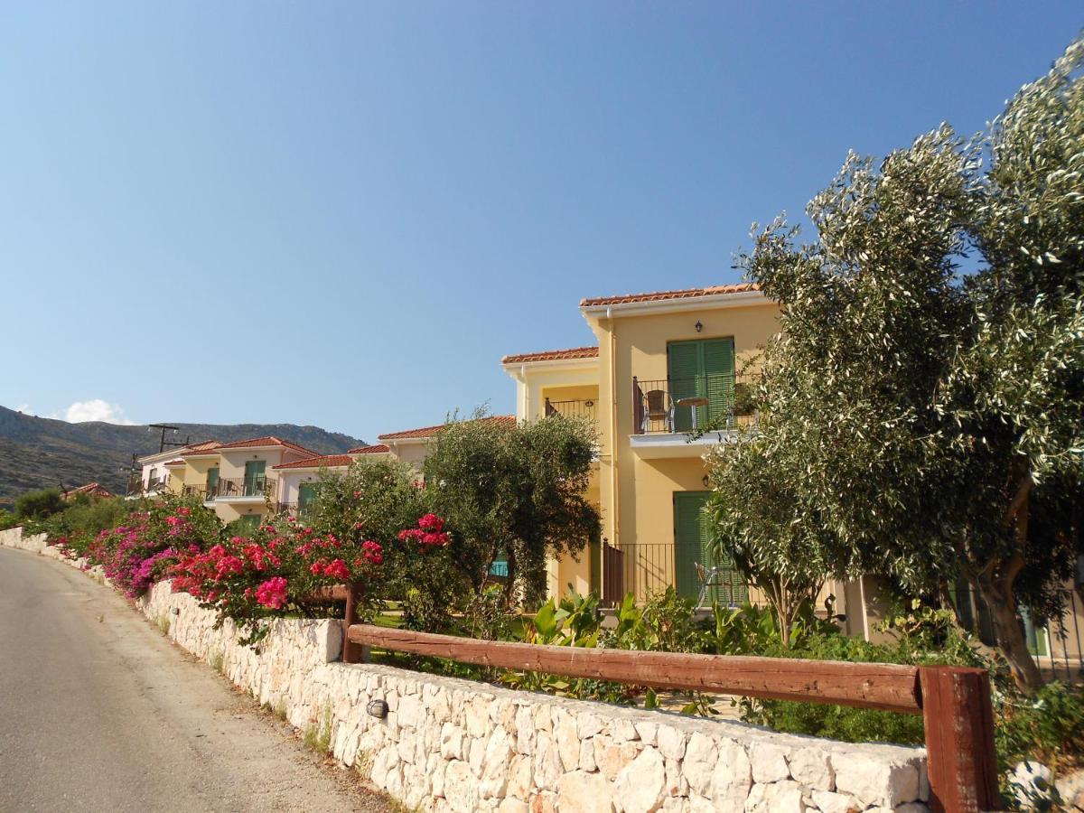 Livadaki Village Hotel Skala  ภายนอก รูปภาพ